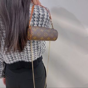 Louis Vuitton Papillon Attached Pouch